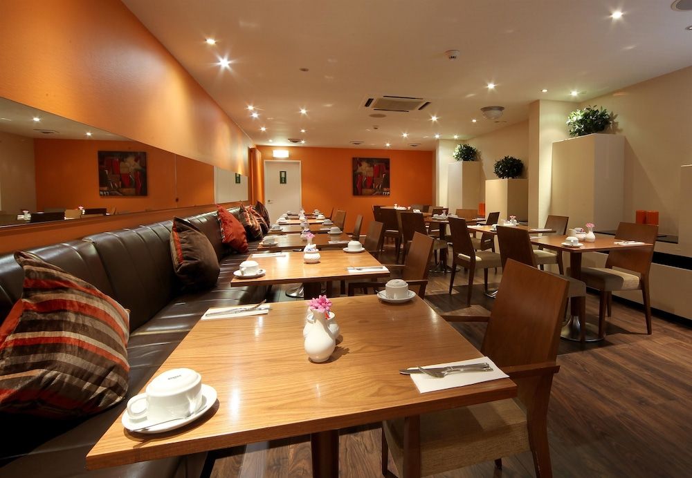 undefined Gresham Belson Hotel 7