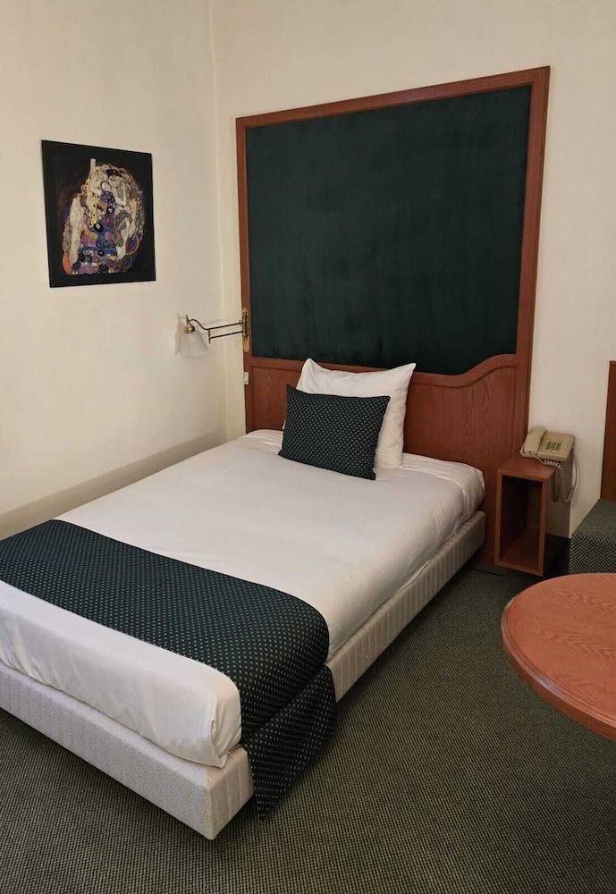 undefined Hotel Le Dome 2