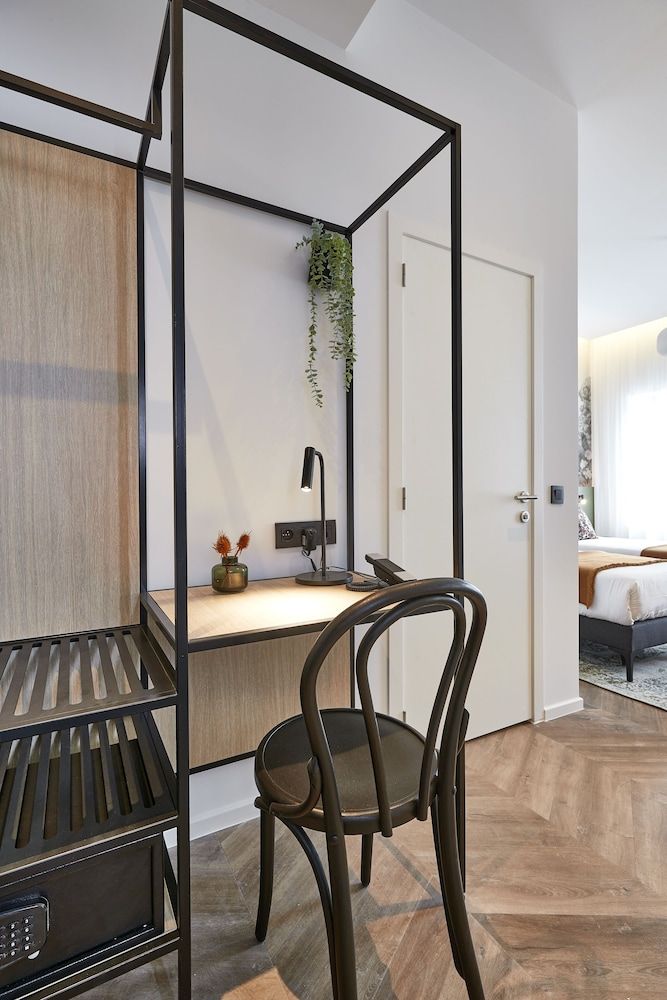 undefined Urban Yard 10