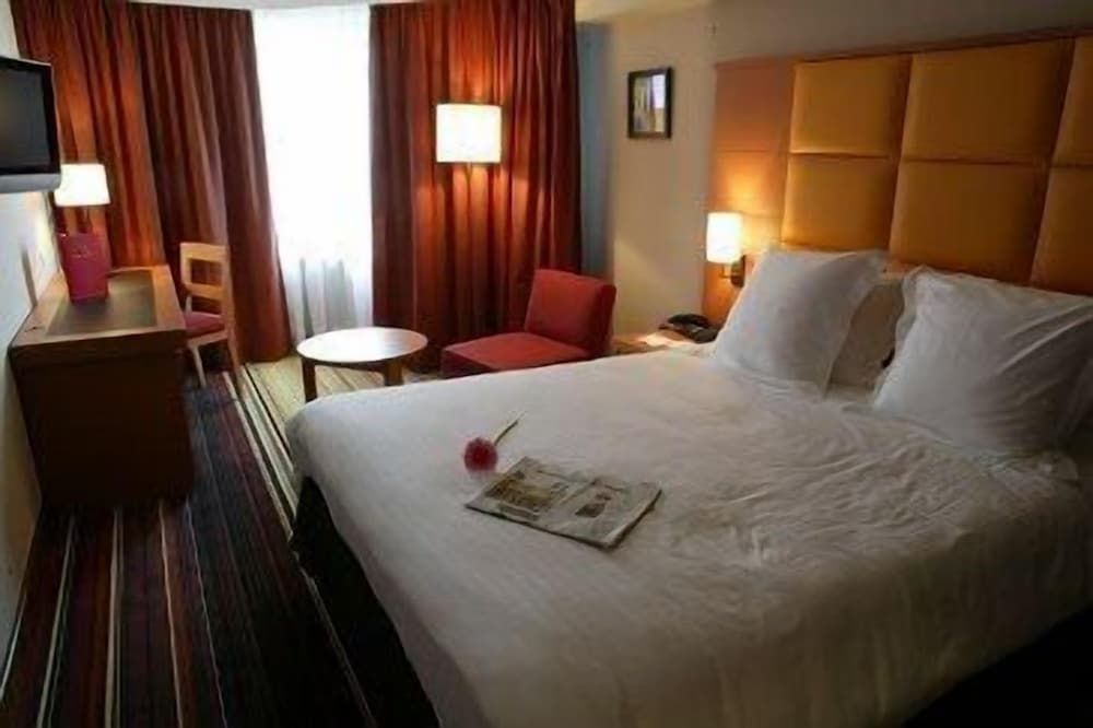 undefined New Hotel Charlemagne 7