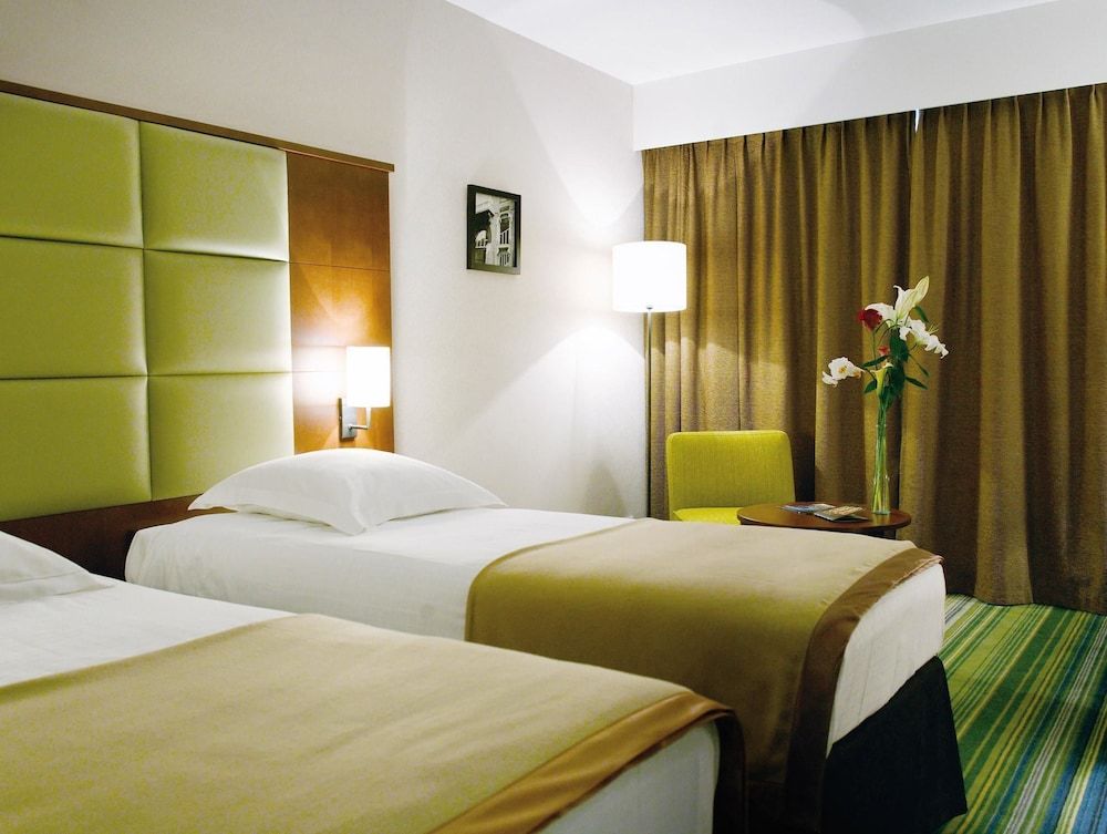 undefined New Hotel Charlemagne 6