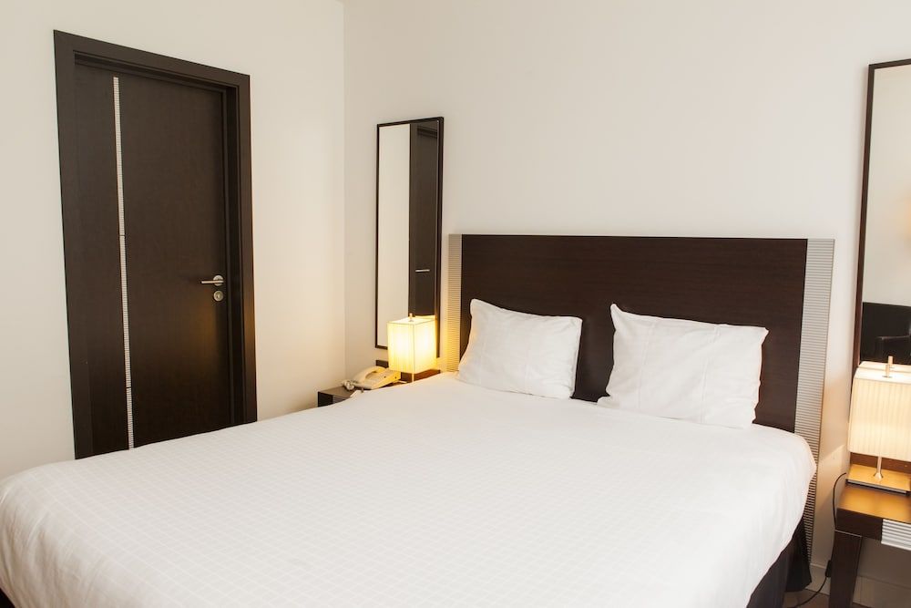 Progress Hotel Executive Room 5