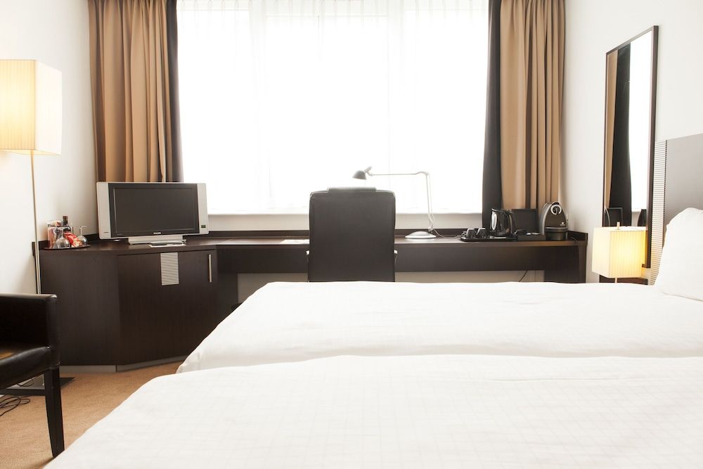 Progress Hotel Executive Room 3