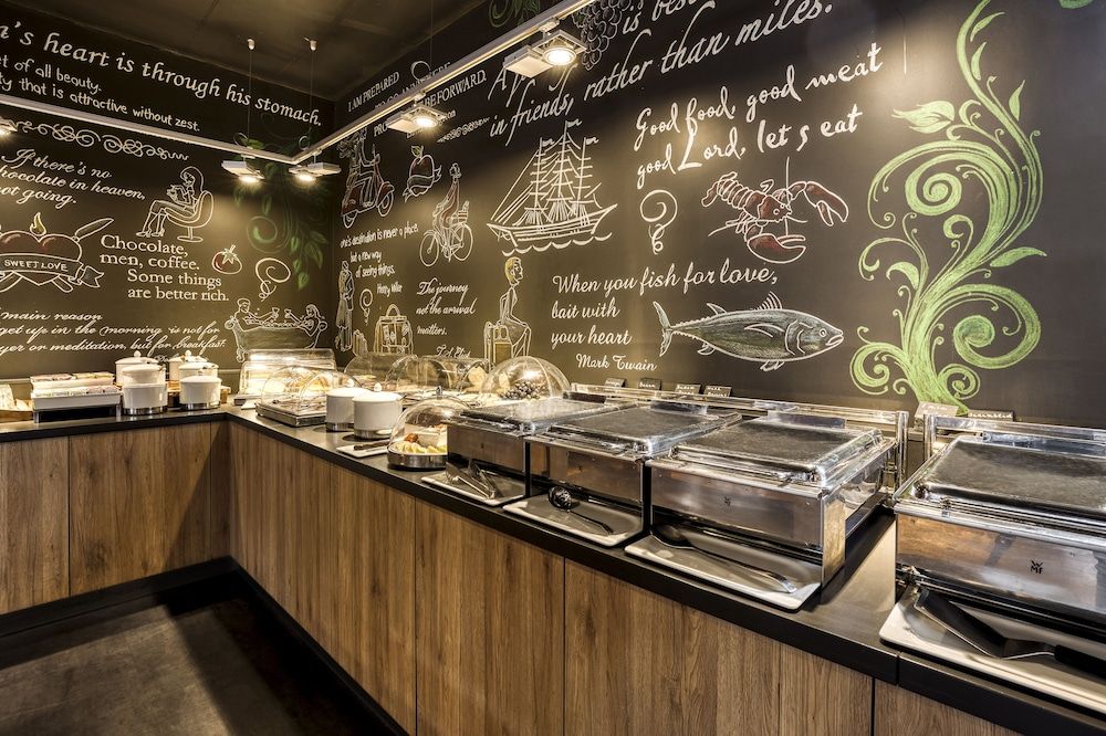 undefined pentahotel Brussels Airport 9