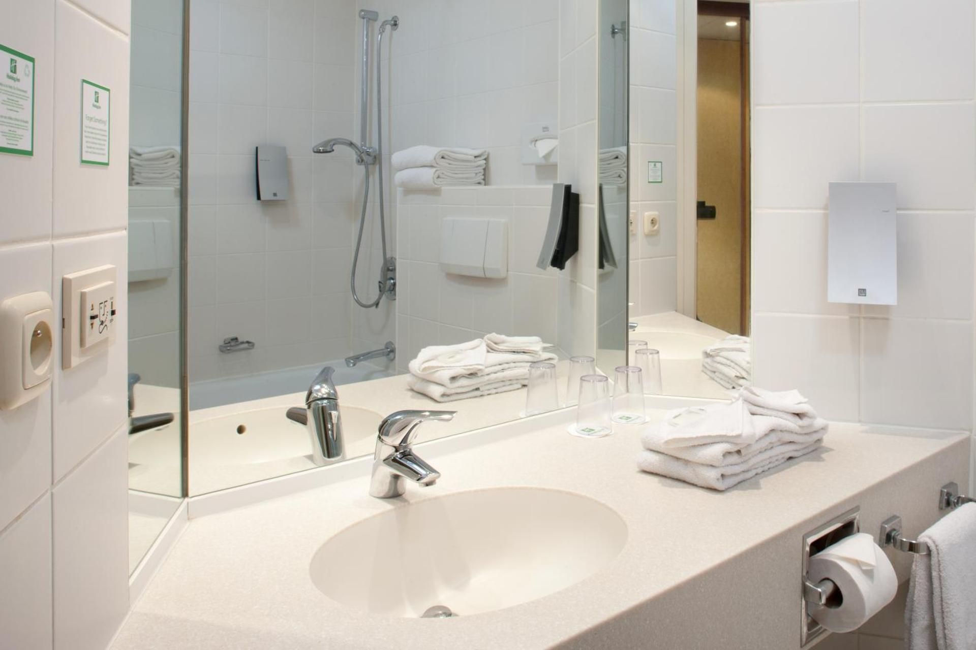 undefined Holiday Inn Gent Expo by IHG 8