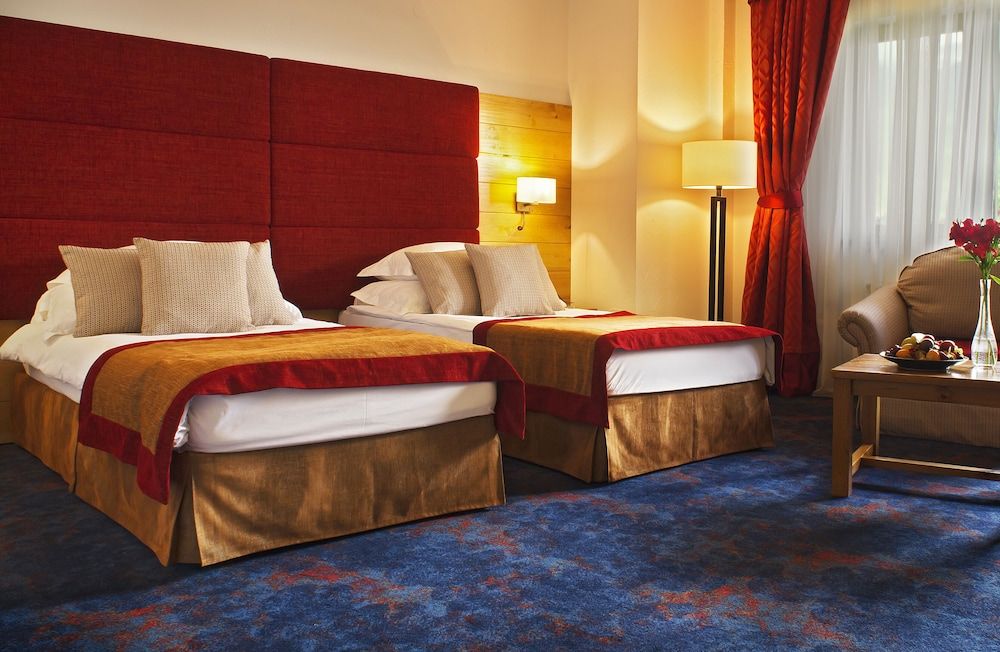 Standard Room, 2 Twin Beds, City View