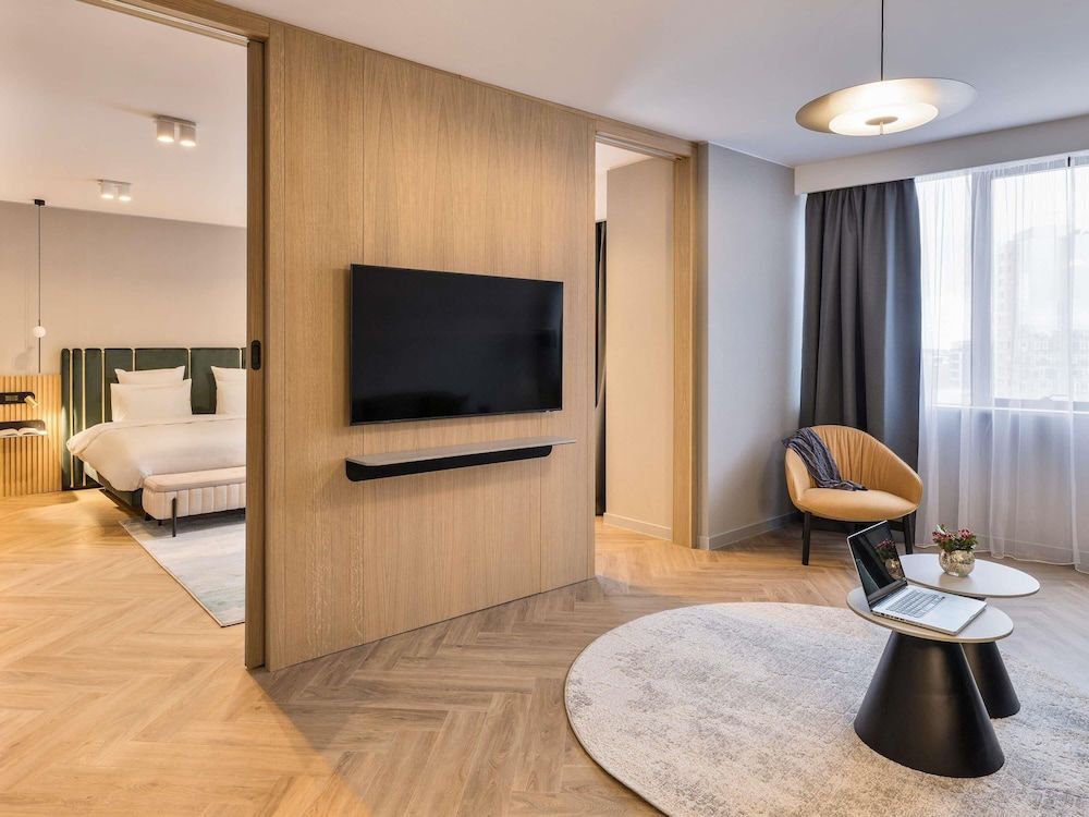 Mercure Sofia City Junior Suite, 1 King Bed with Sofa bed 6