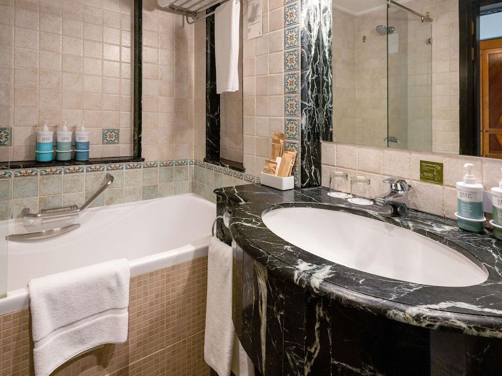 undefined Novotel Bahrain Al Dana Resort 4