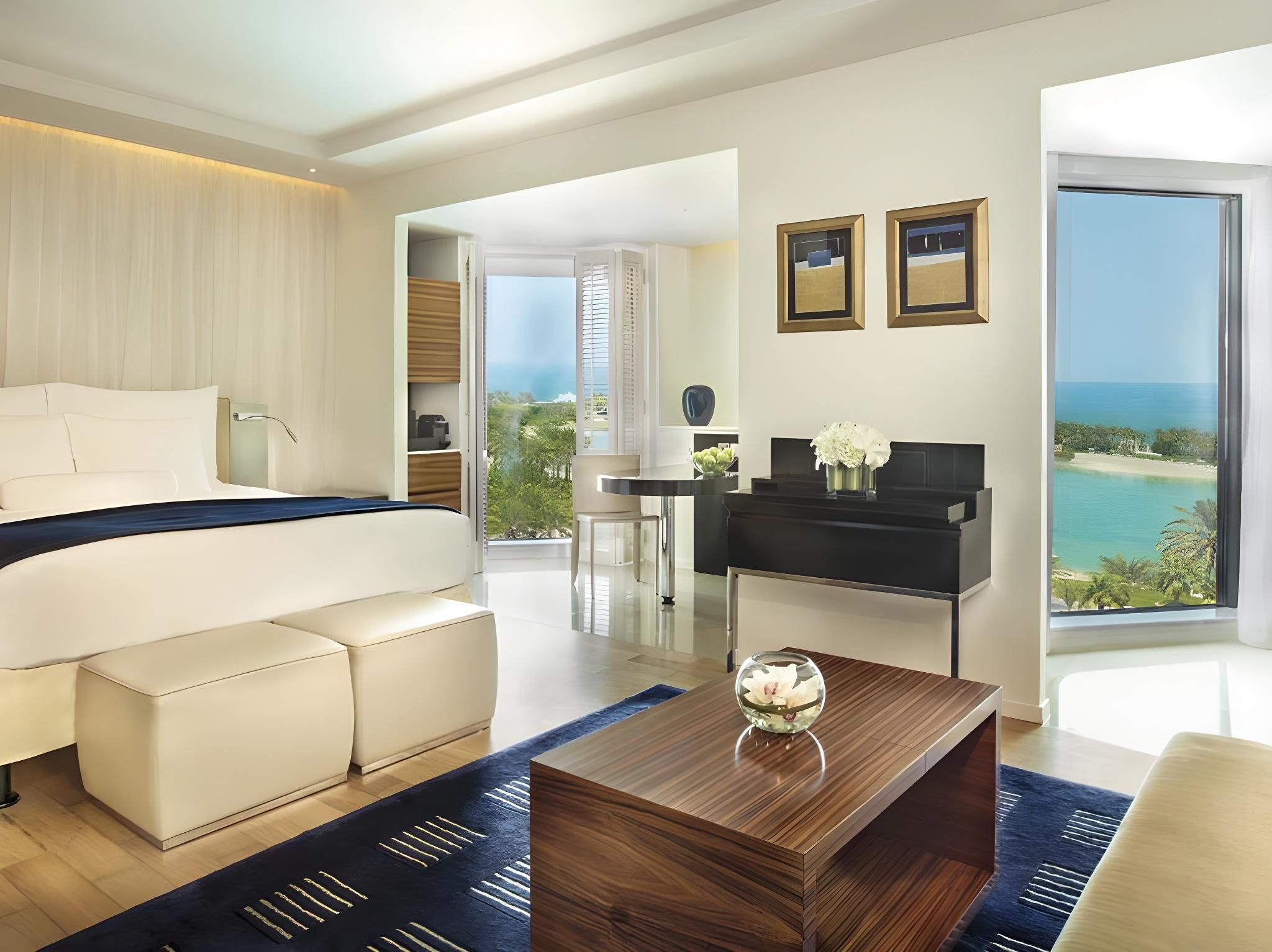 Club Suite King Bed, Club Lounge Access, 1 Bedroom Suite, 1 King