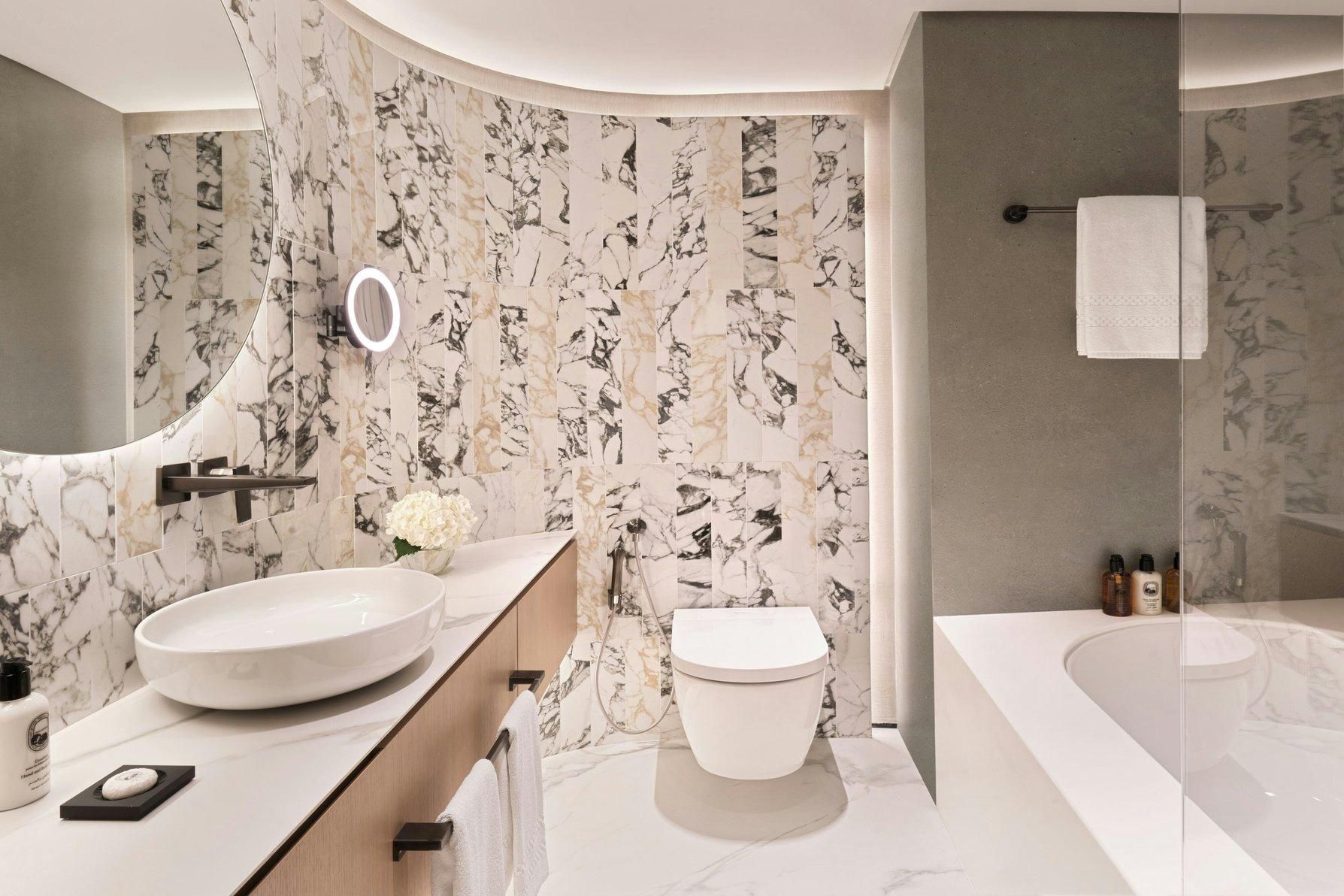 Deluxe Club King Bed, Club lounge access, Club Guest room, 1 King