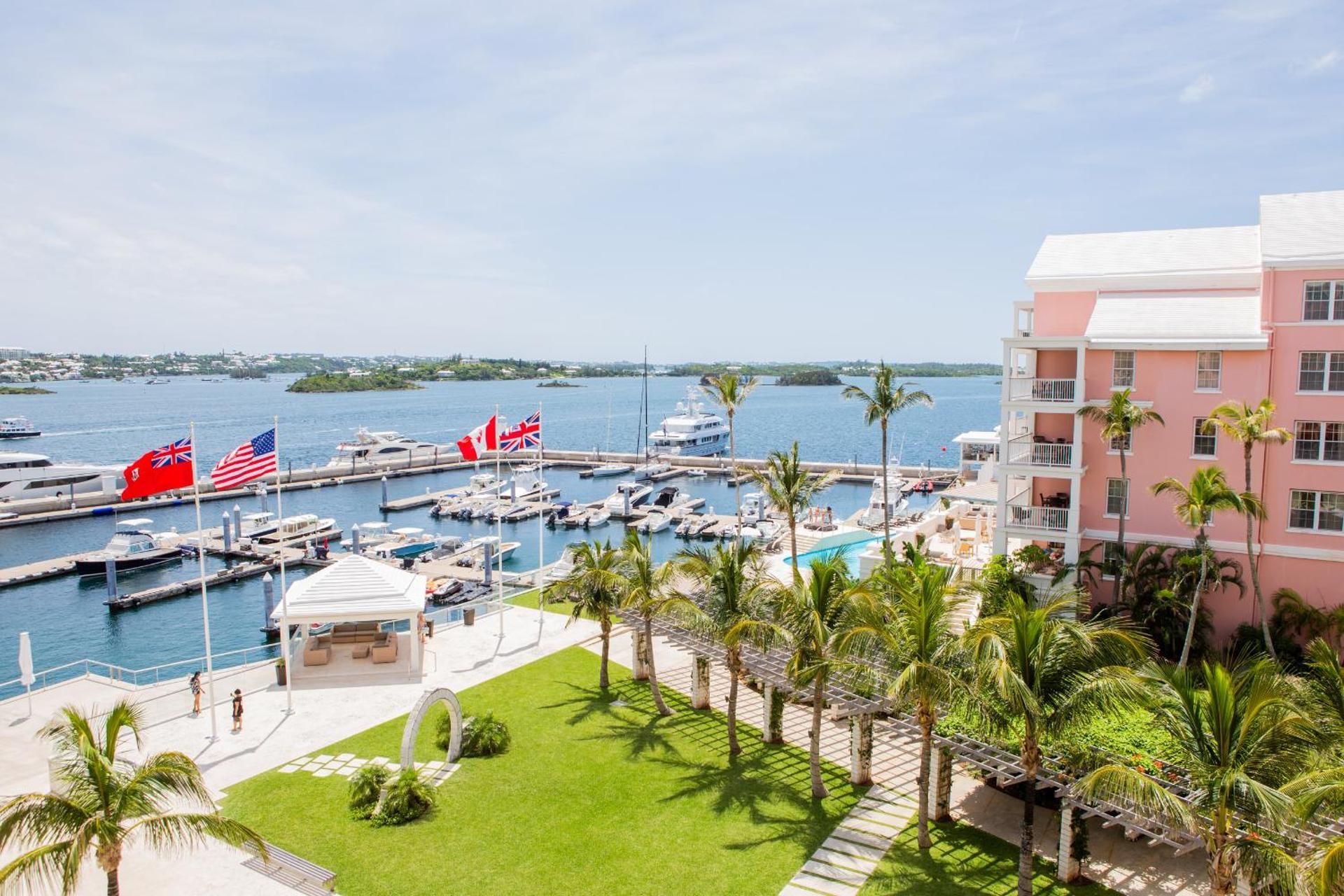 Fairmont- King City View , 350Sf 32Sm