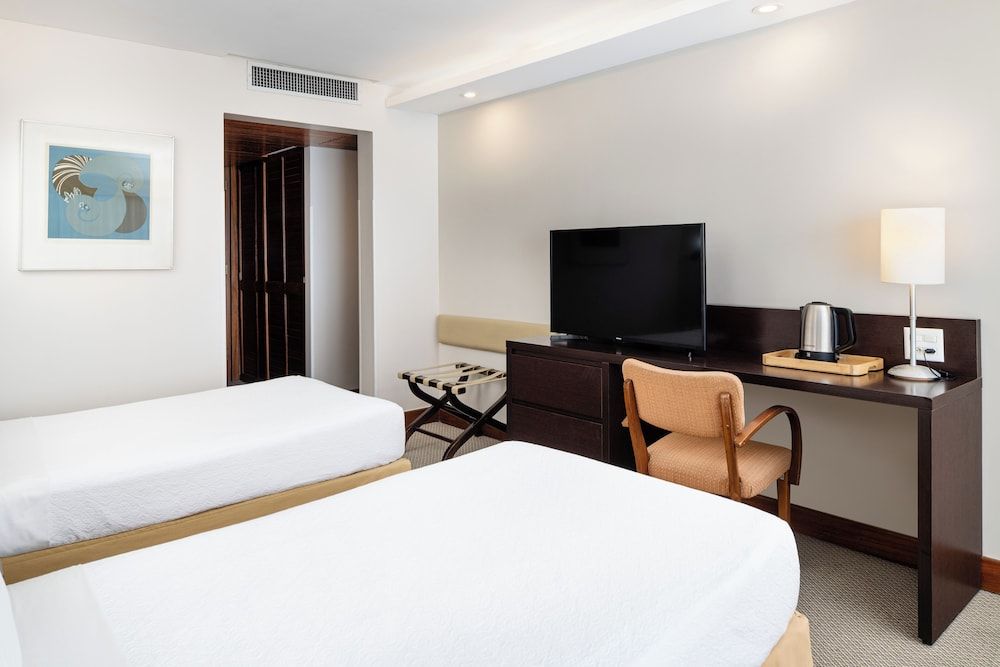 Rio Othon Palace Classic Room, Partial Ocean View 2