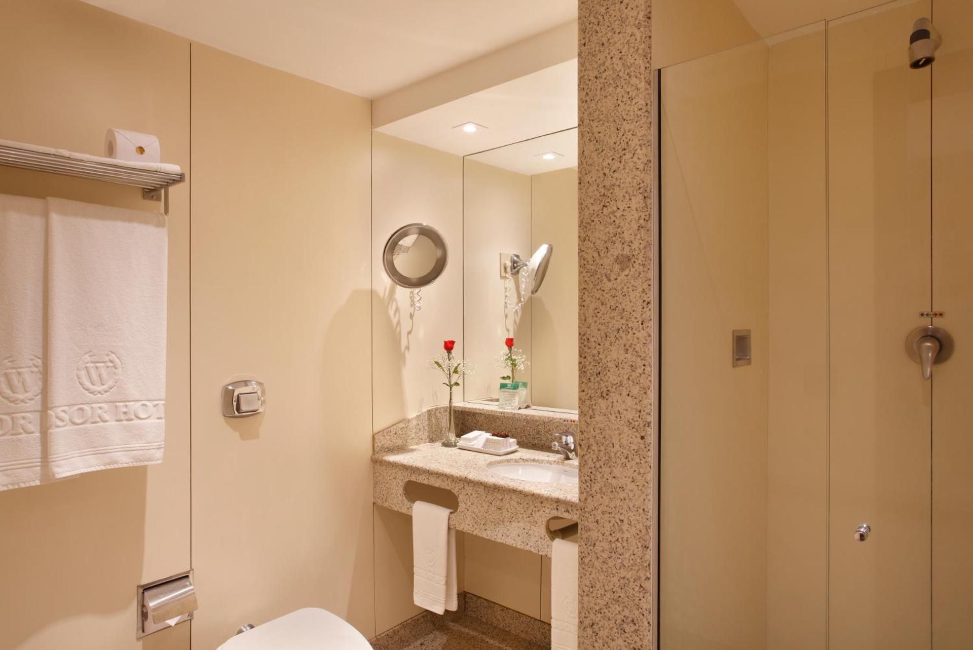 undefined Windsor Excelsior Copacabana 8