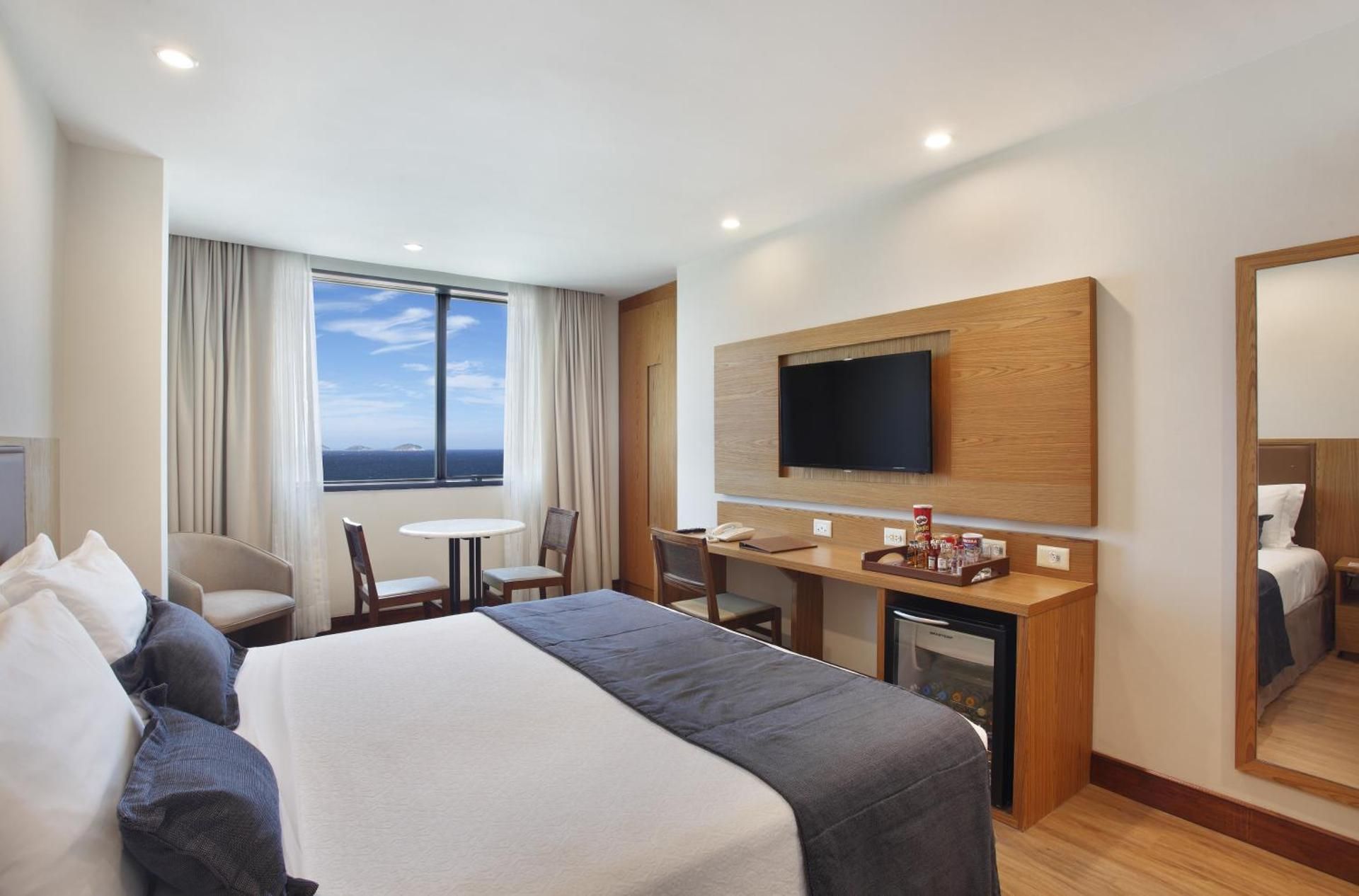 undefined Windsor Excelsior Copacabana 3