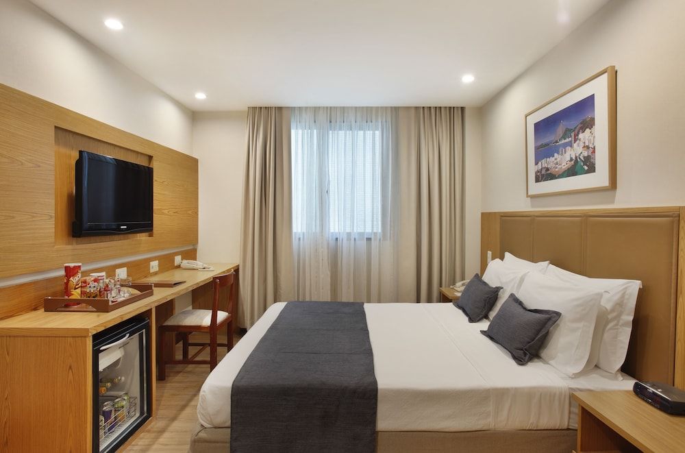 Windsor Excelsior Copacabana Standard com Cama Casal 2