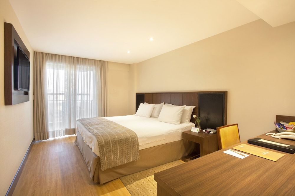 Windsor Palace Copacabana Superior com Cama Casal 3