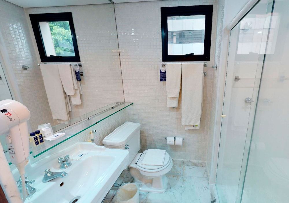 undefined Estanplaza Berrini 8