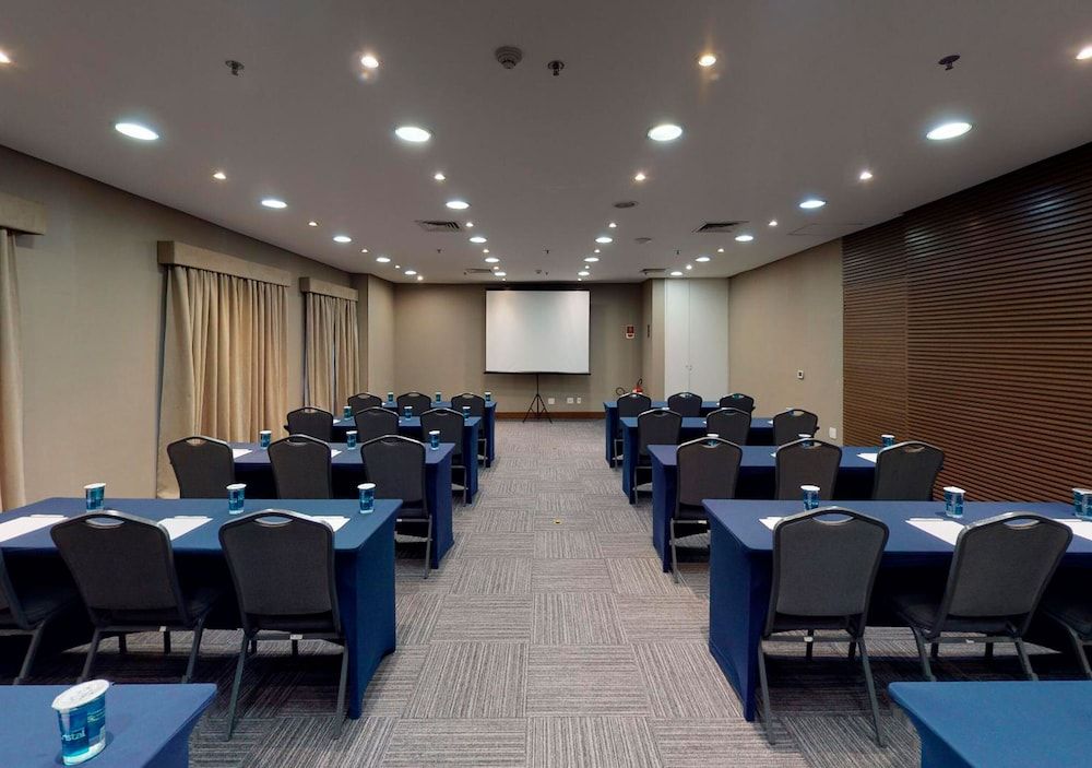 undefined Estanplaza Berrini 10