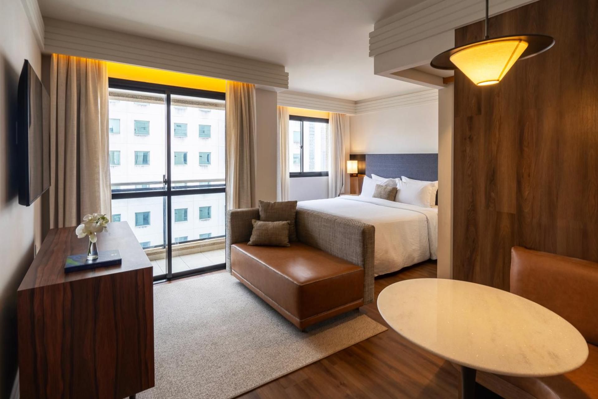 undefined Estanplaza International 3