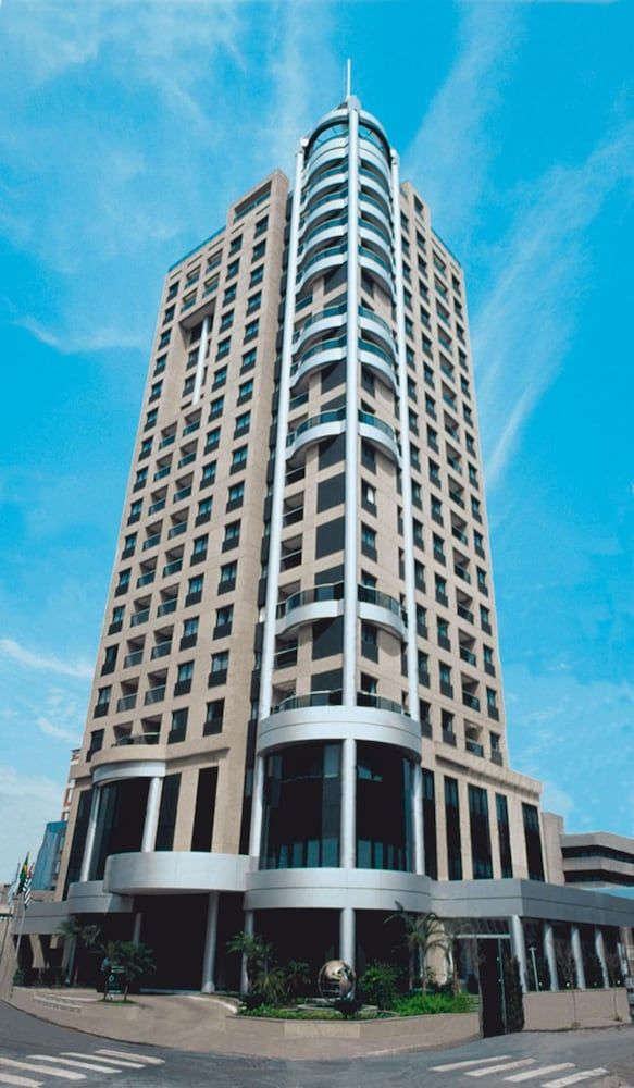 undefined Estanplaza International 6