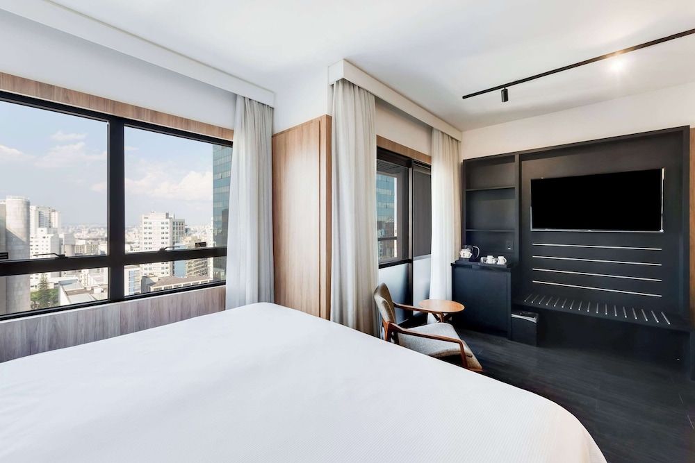Luxury Room, 1 King Bed