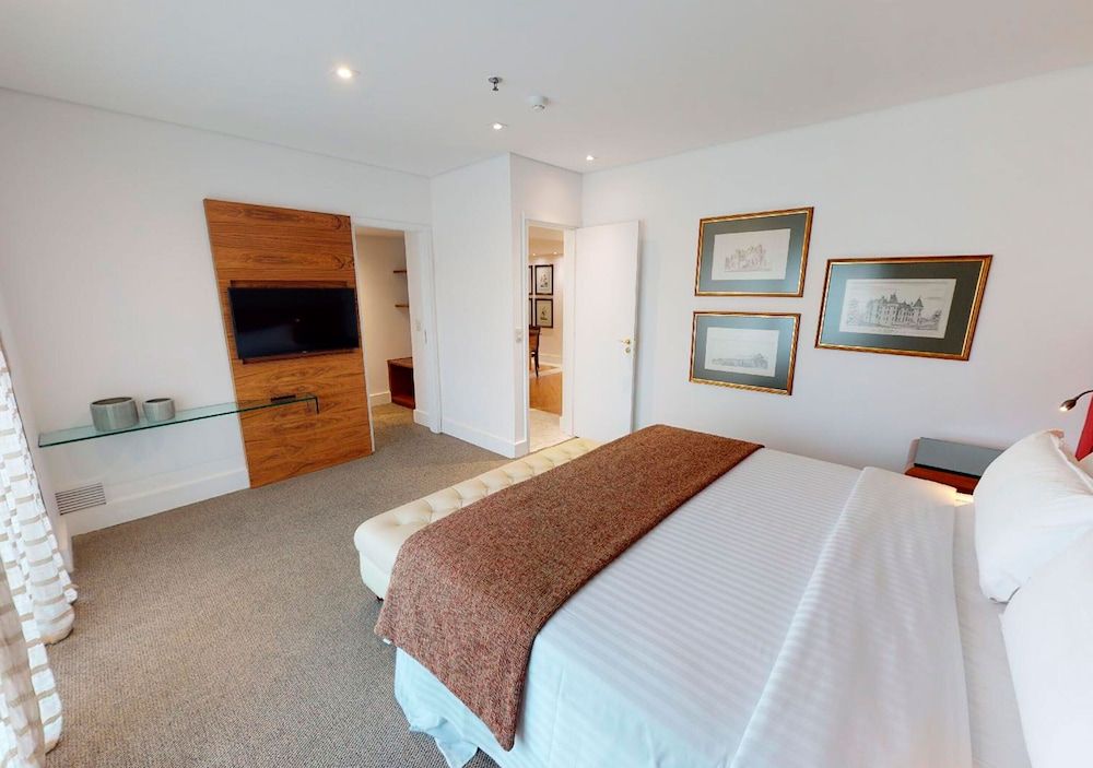 Presidential Suite
