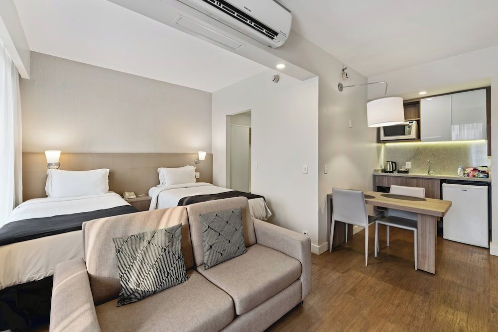 Studio Suite, 2 Twin Beds, Kitchen