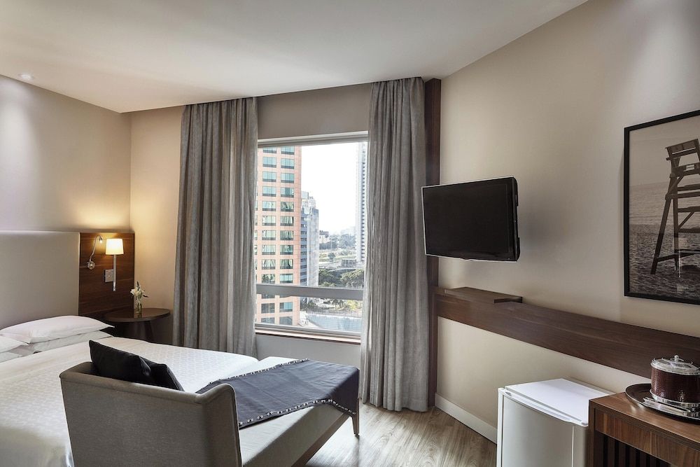 Sheraton Sao Paulo WTC Hotel Classic Room, 1 Queen Bed, Non Smoking 8