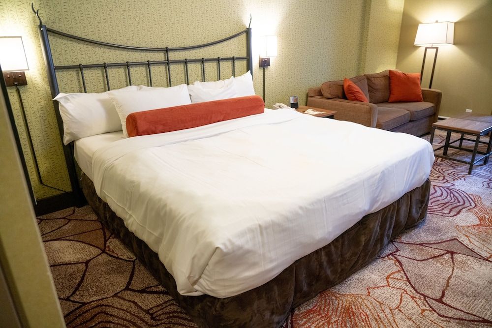 undefined Banff Caribou Lodge and Spa 3