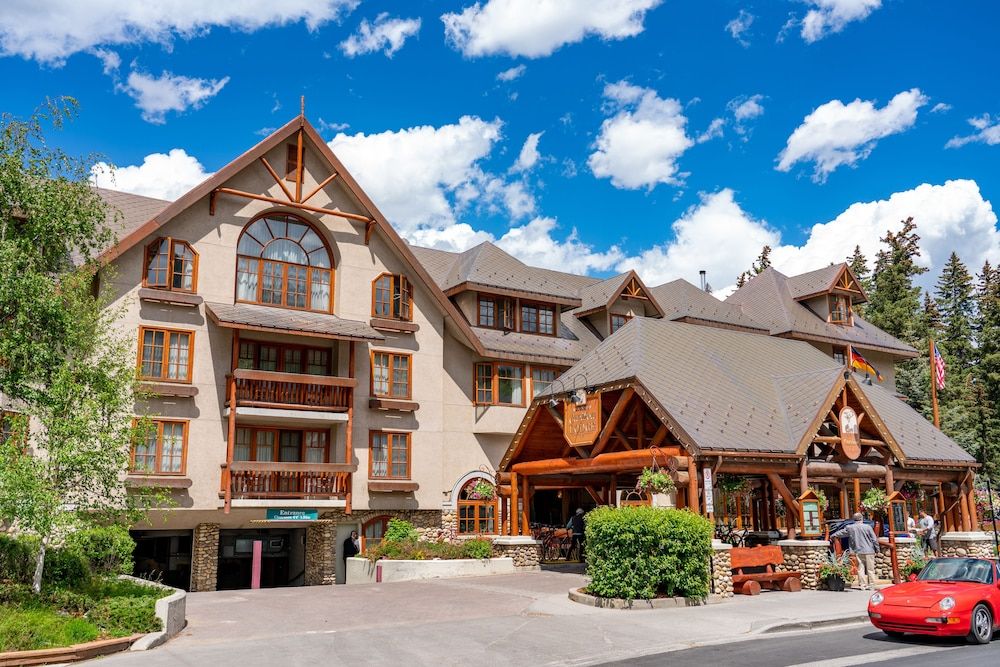 undefined Banff Caribou Lodge and Spa 5