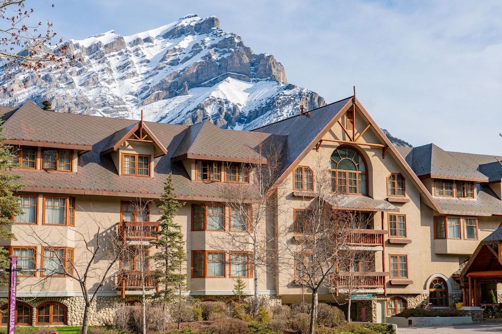 undefined Banff Caribou Lodge and Spa 8