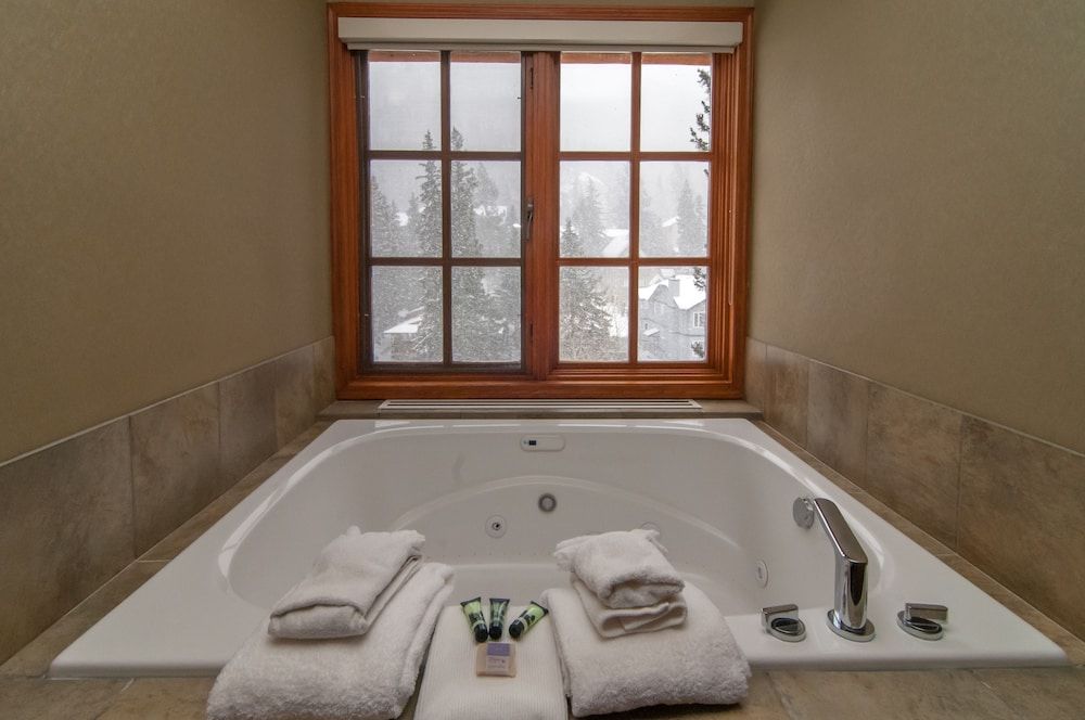 Private Spa Tub