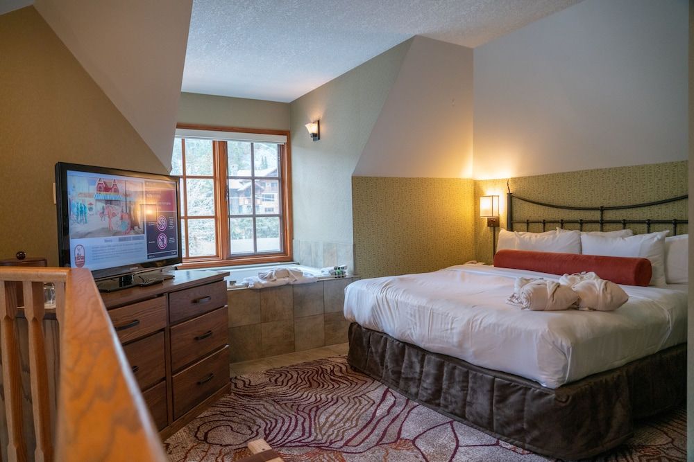 undefined Banff Caribou Lodge and Spa 10