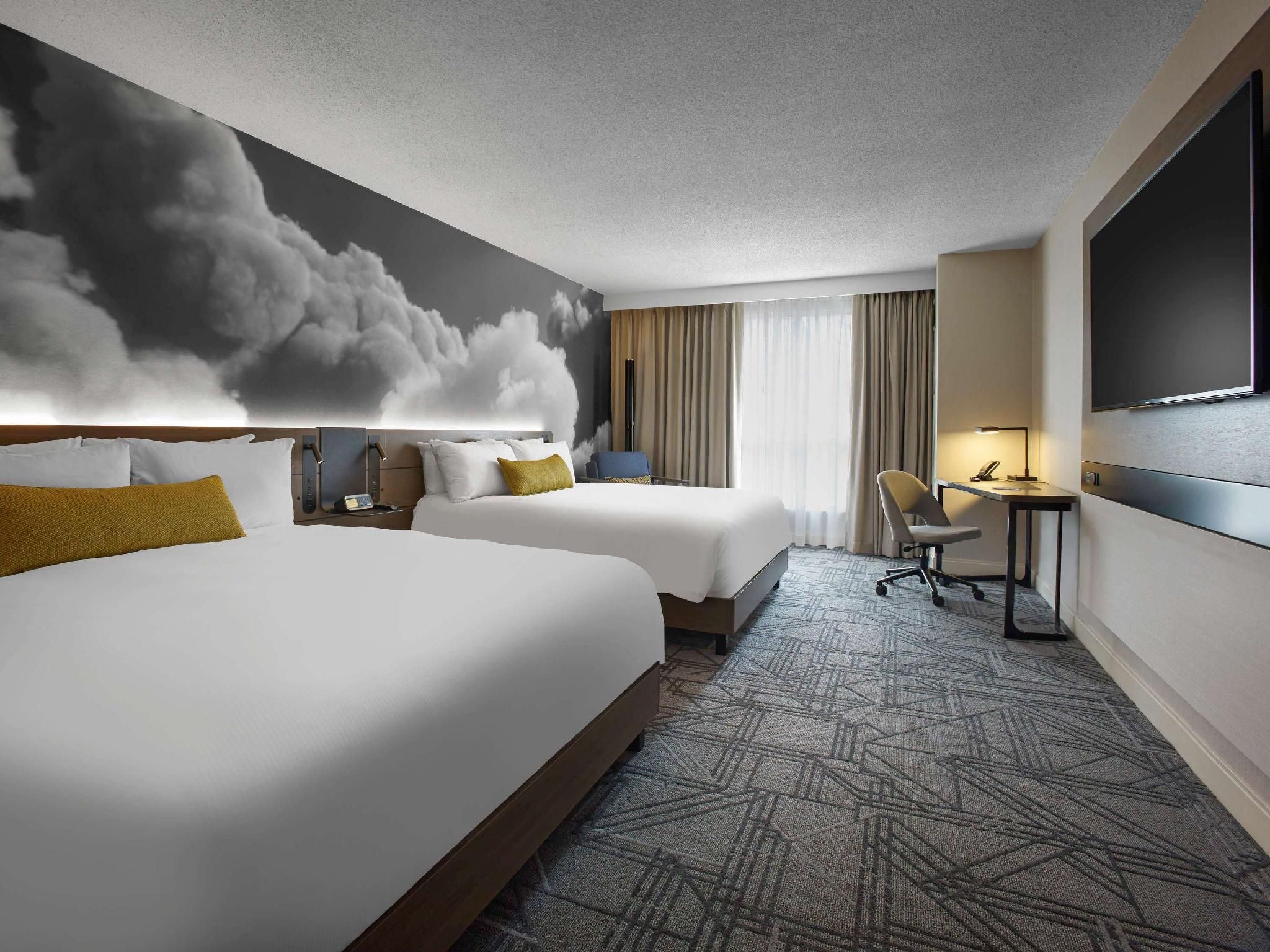 undefined The Novotel Toronto Center Hotel 7