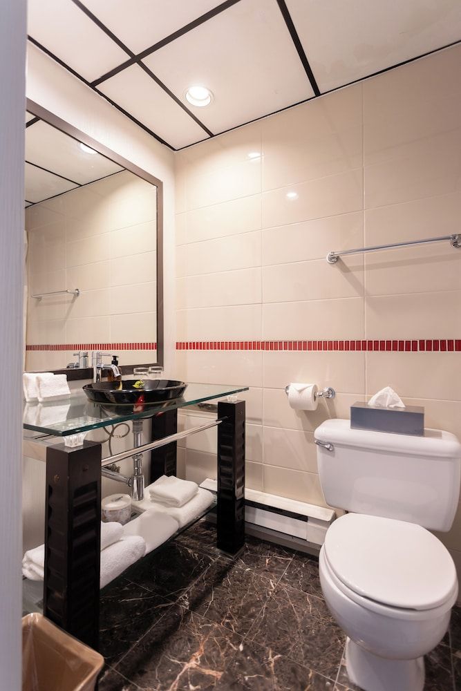 Hôtel Champlain Vieux Québec Deluxe Room, 2 Queen Beds 4