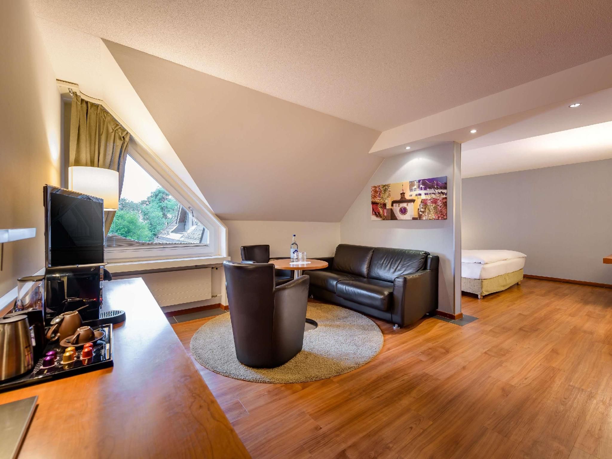Premium King Room