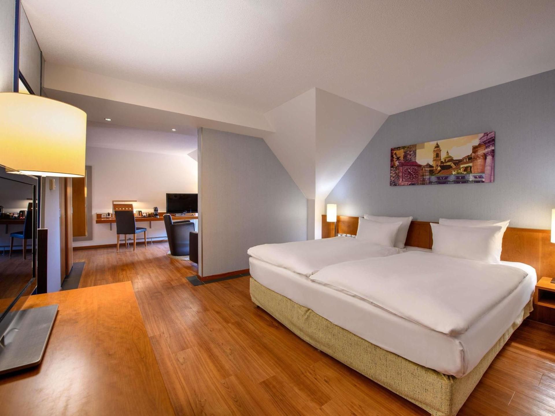 Premium King Room