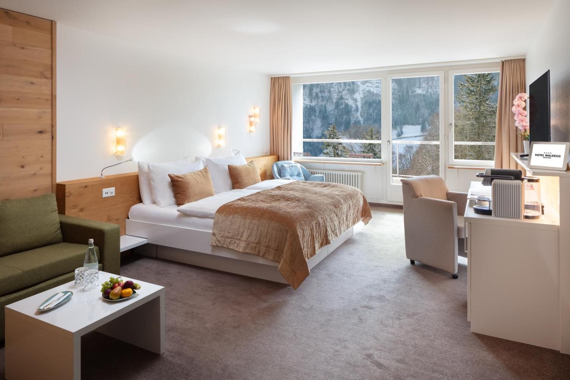 Superior Double Room with Balcony and Mountain View