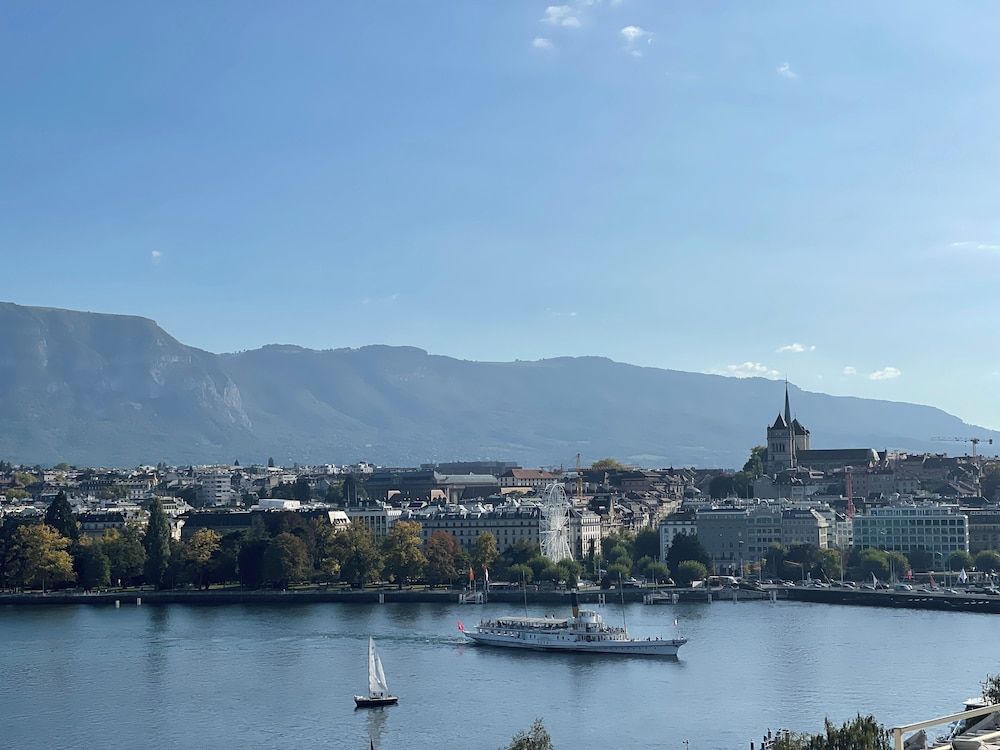 undefined Fairmont Grand Hotel Geneva 9