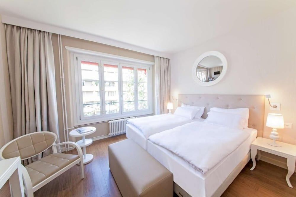 undefined Geneva by Fassbind 3