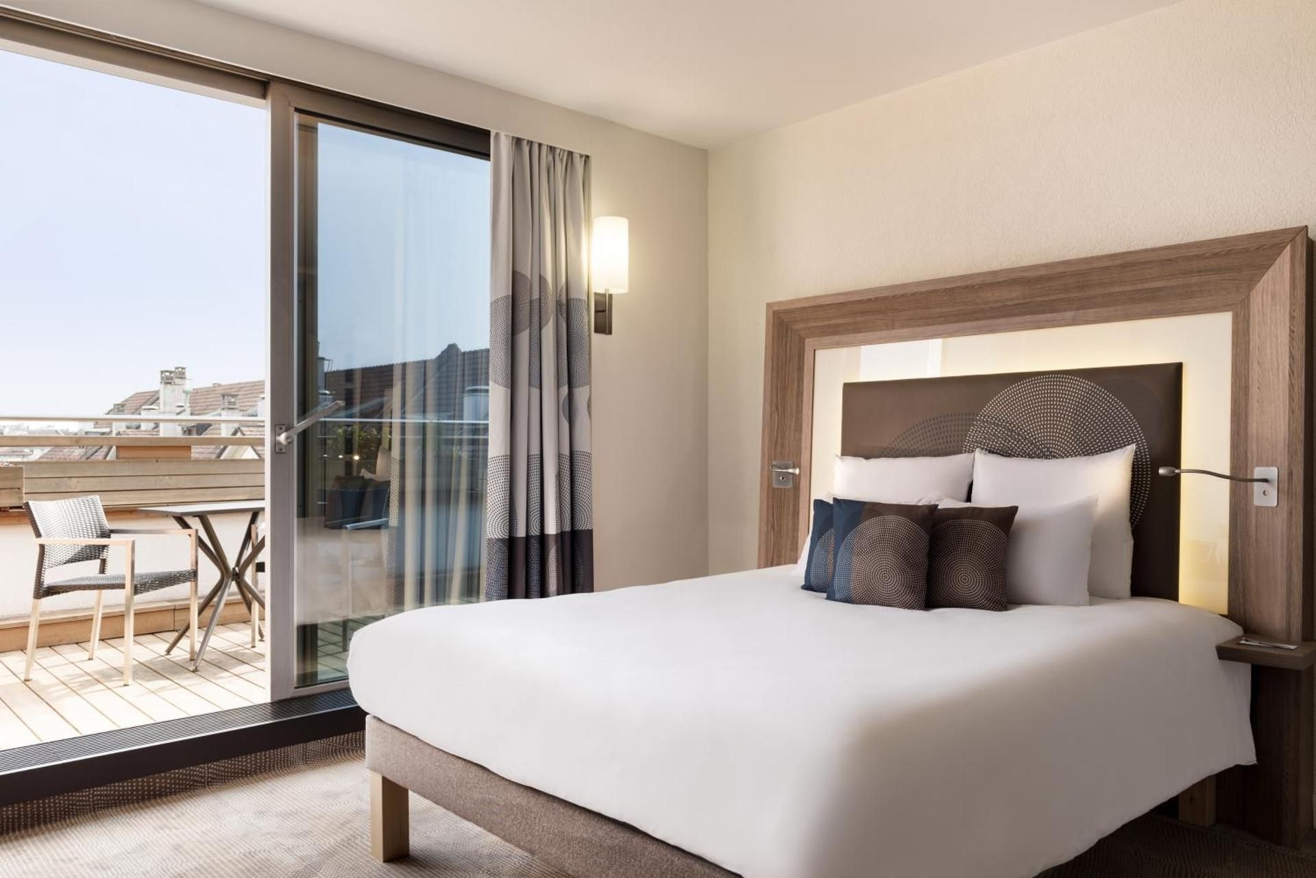 Executive Room with 1 double bed for up to 2 ad ults