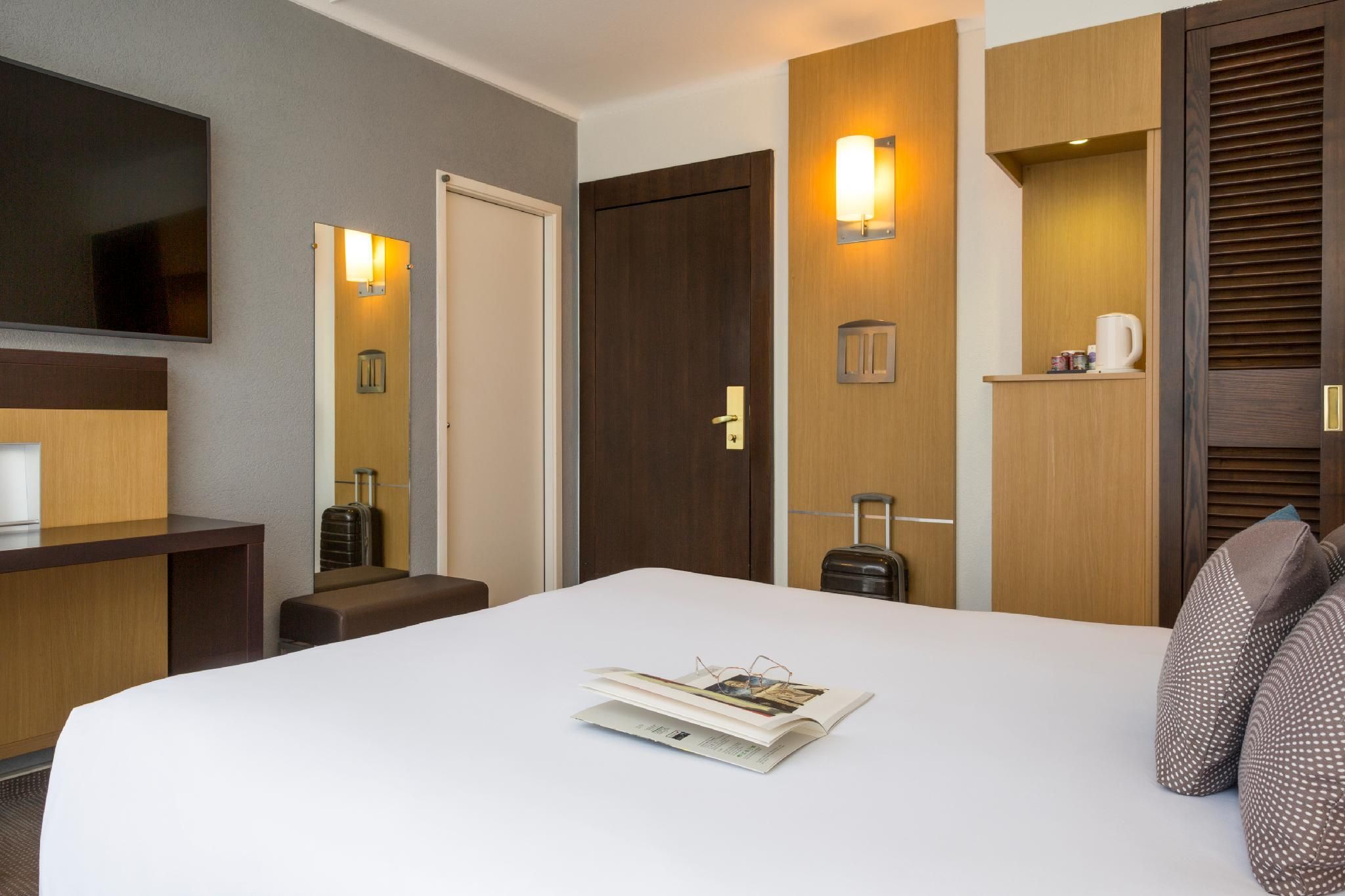 undefined Novotel Geneve Centre 4