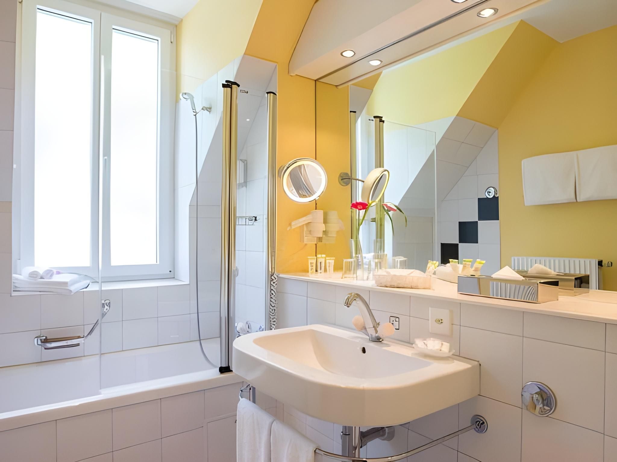 Grand Hotel Beau Rivage Interlaken Junior Suite 11