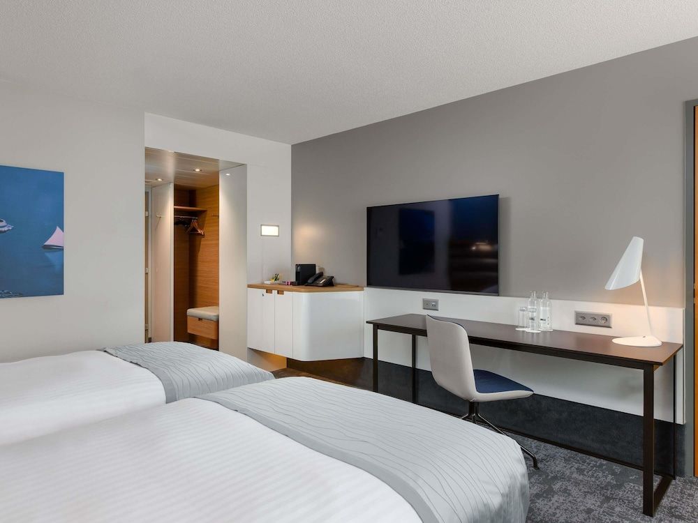 undefined Mövenpick Hotel Lausanne 4