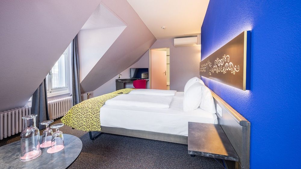 Classic Single Room