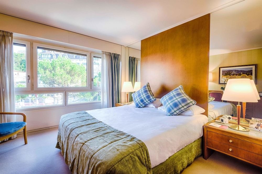 Royal Plaza Montreux Standard Double or Twin Room 4