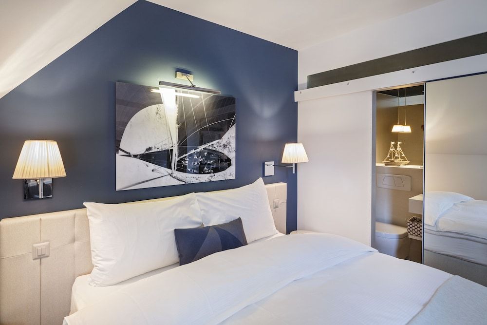 Hotel Seehof Standard Twin Room 8