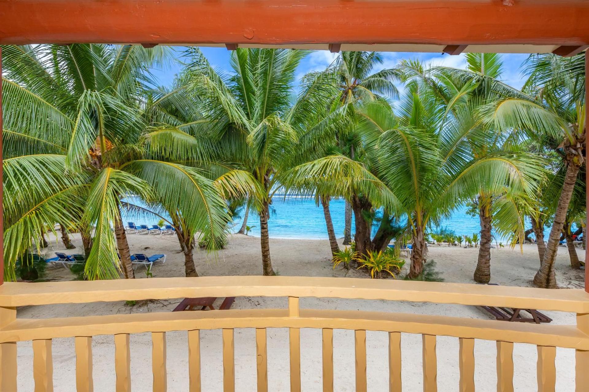 Family Two-Bedroom Interconnecting Suite - Beachfront