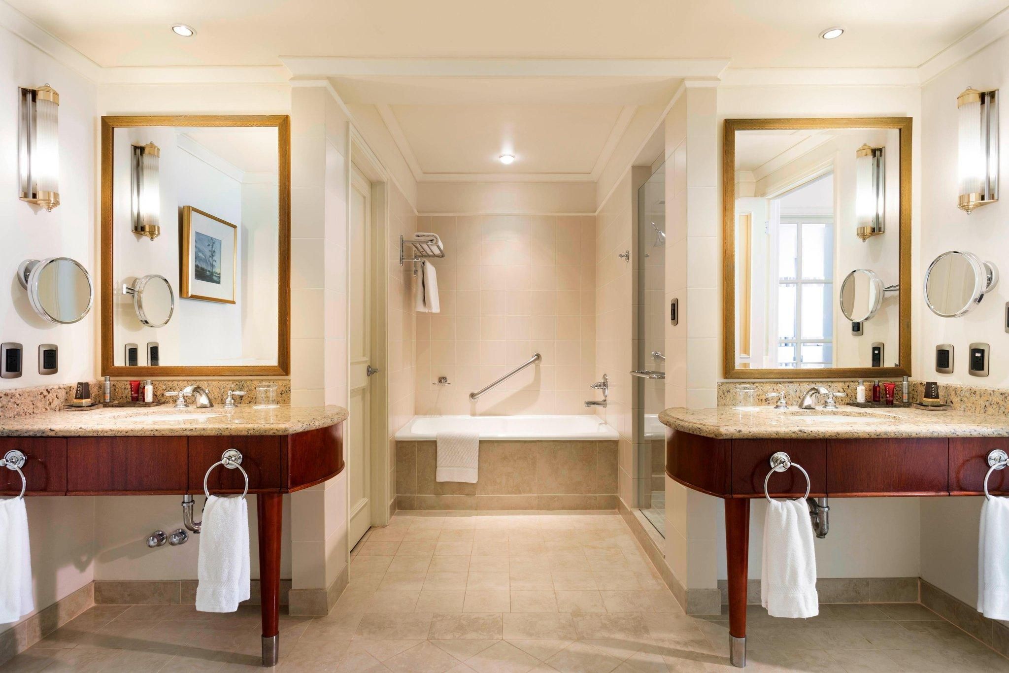 undefined Santiago Marriott Hotel 5