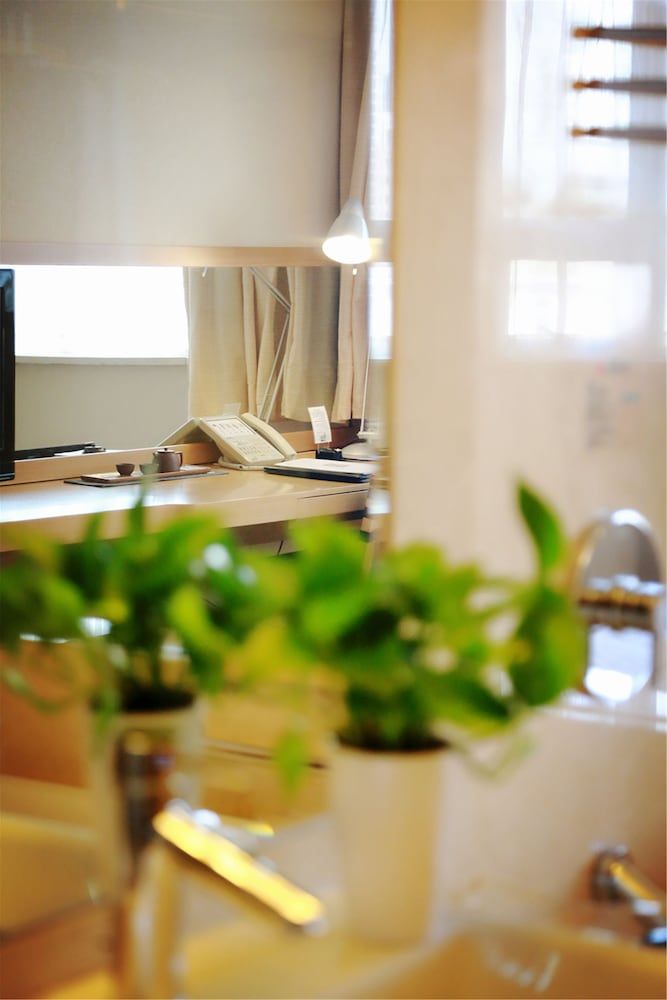 Jinglun Hotel Executive Double Room 5